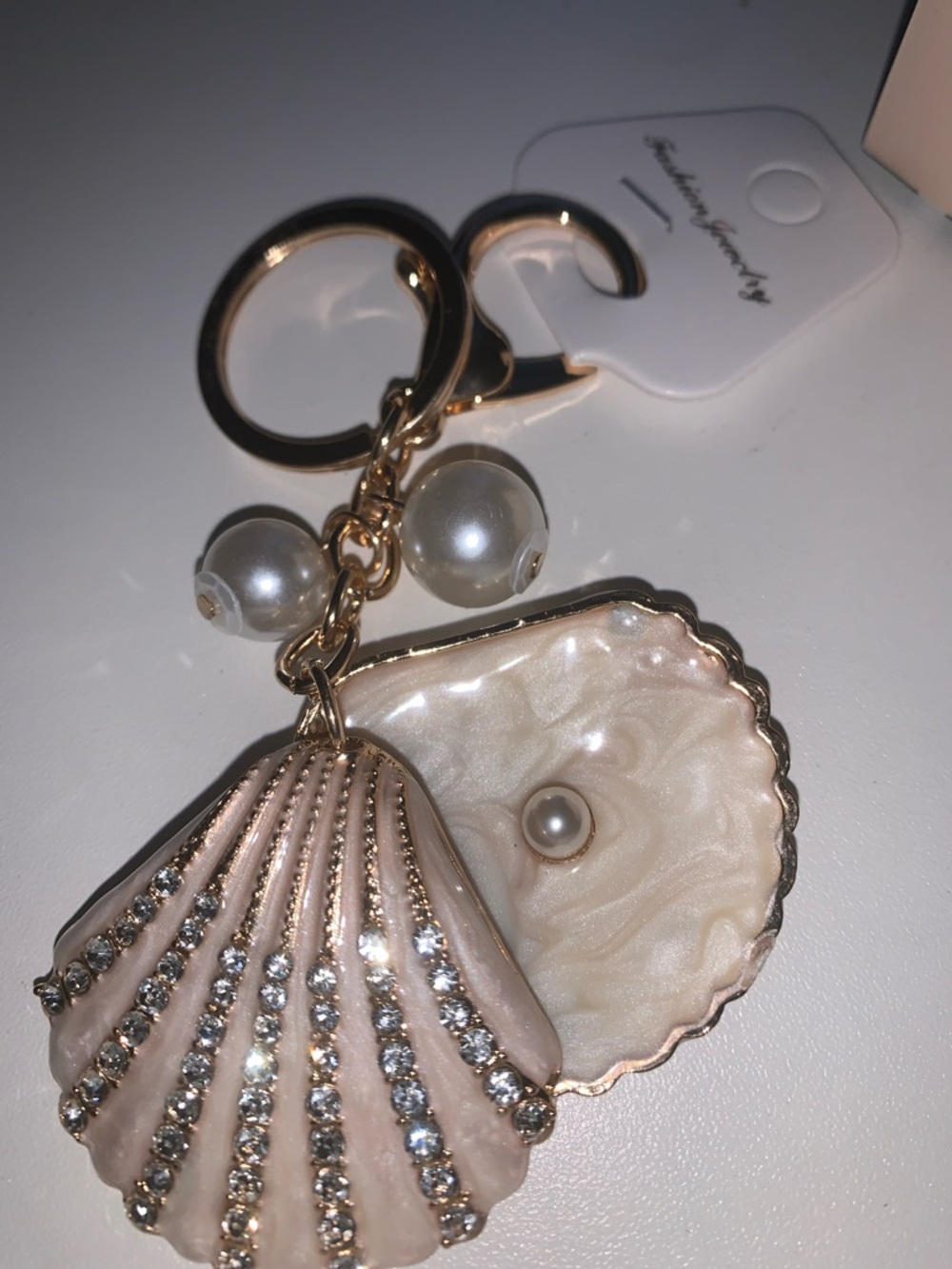Shell purse/bag charm Keychain w/ crystals & pearls